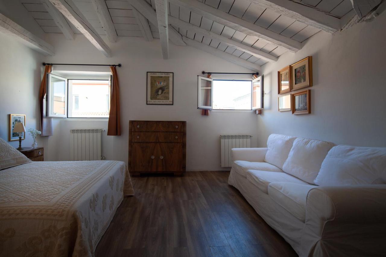 Serravallo'S Apartments Bigトリエステ エクステリア 写真
