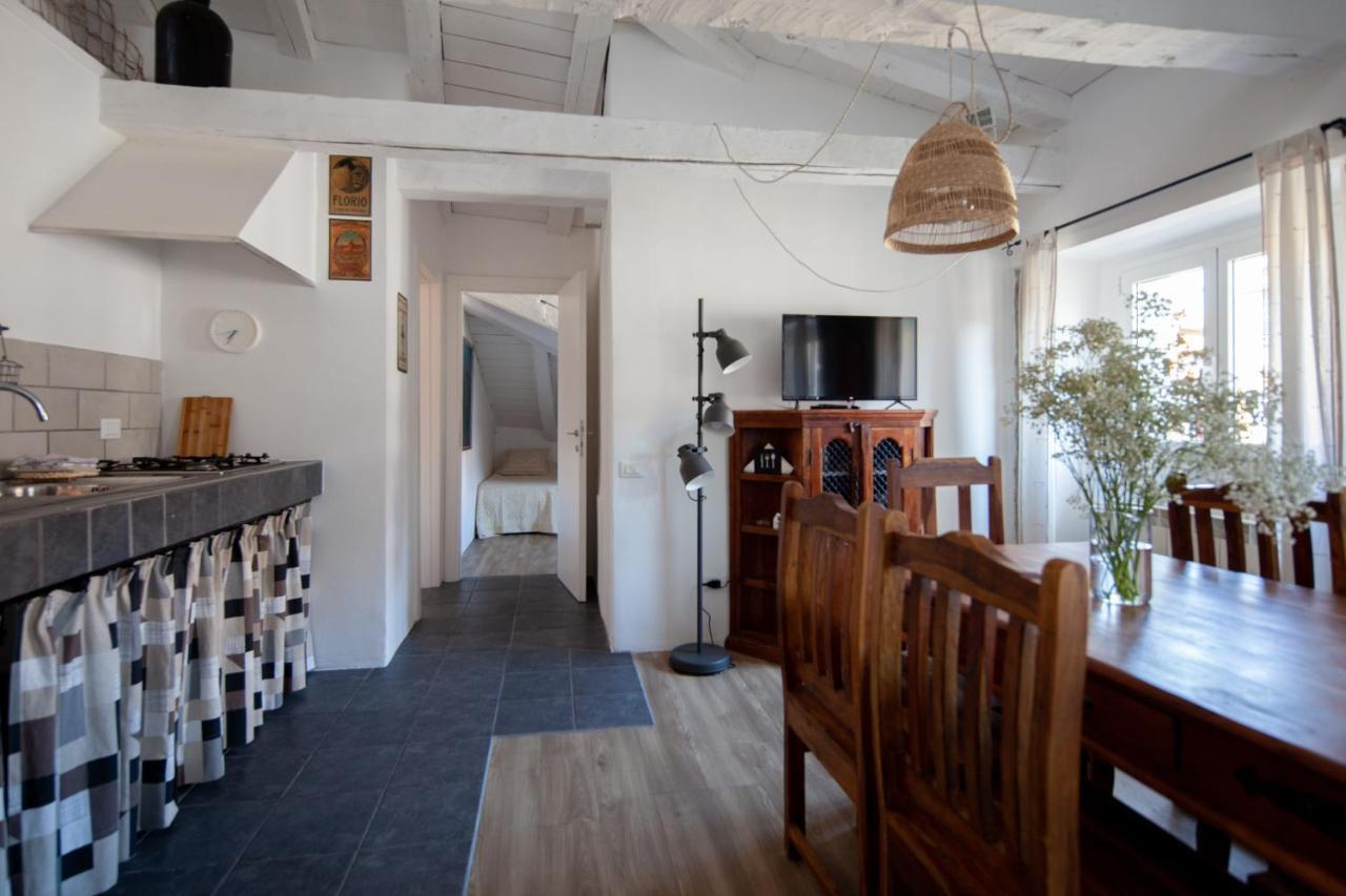 Serravallo'S Apartments Bigトリエステ エクステリア 写真