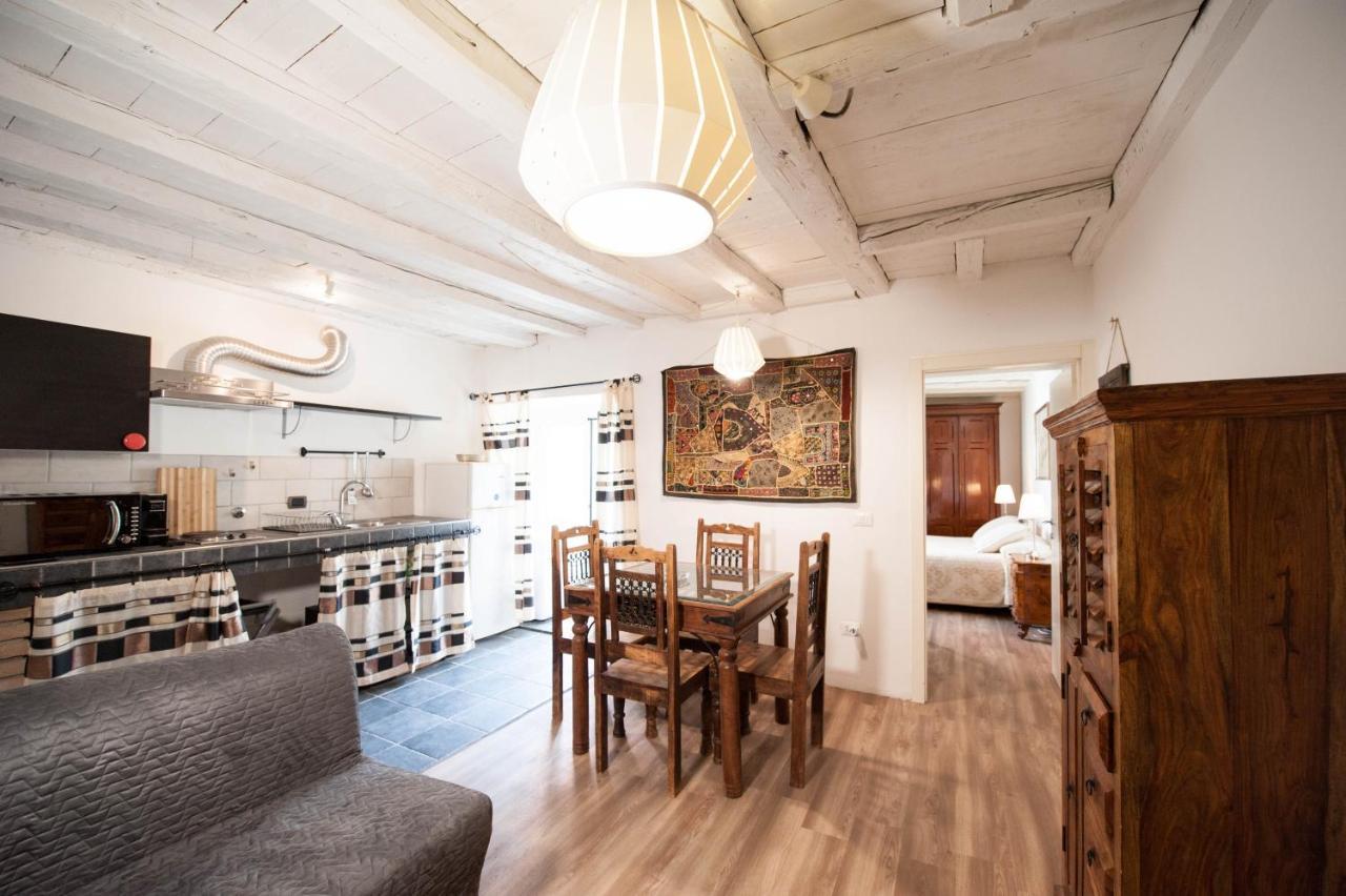 Serravallo'S Apartments Bigトリエステ エクステリア 写真